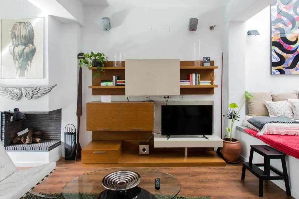 Lujoso Apartamento Con Patio En Triana Sevilla Extérieur photo